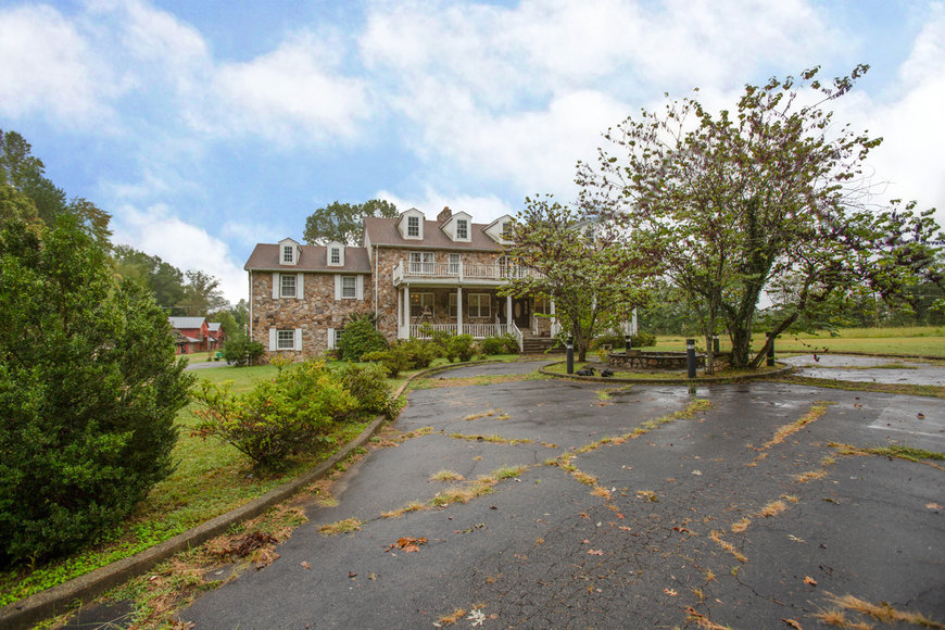 Image for Stately 5 BR/4.5 BA Home w/In-Law Suite on 38.9 +/- Acres in Louisa County, VA