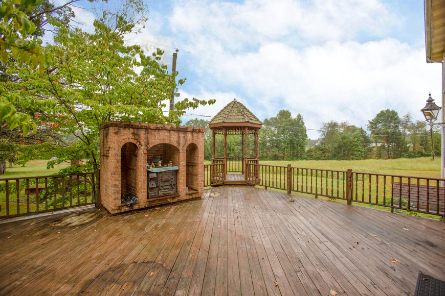 Image for Stately 5 BR/4.5 BA Home w/In-Law Suite on 38.9 +/- Acres in Louisa County, VA