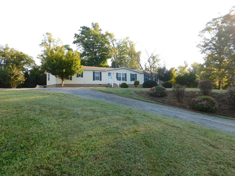 Image for Move-In Ready 3 BR/2.5 BA Manufactured Home on 1 Acre Lot in Madison County, VA