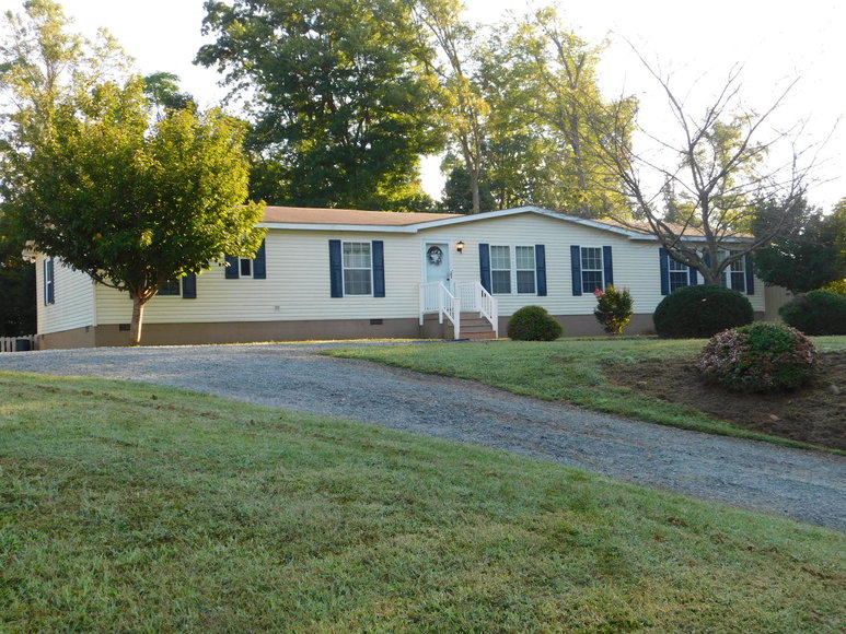 Image for Move-In Ready 3 BR/2.5 BA Manufactured Home on 1 Acre Lot in Madison County, VA