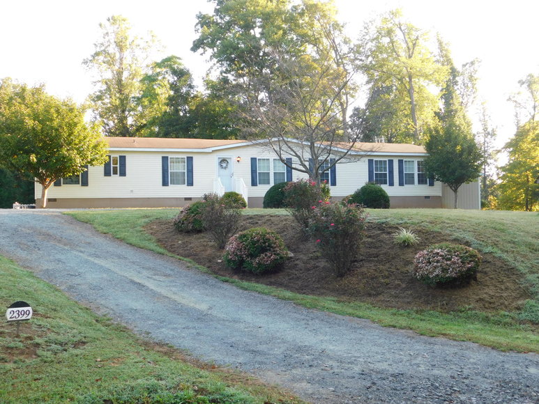 Image for Move-In Ready 3 BR/2.5 BA Manufactured Home on 1 Acre Lot in Madison County, VA