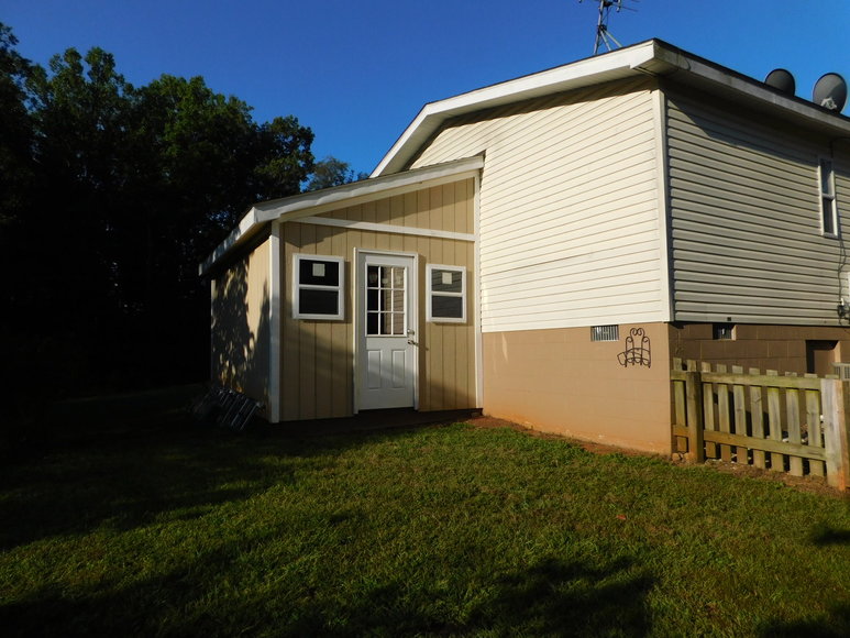 Image for Move-In Ready 3 BR/2.5 BA Manufactured Home on 1 Acre Lot in Madison County, VA