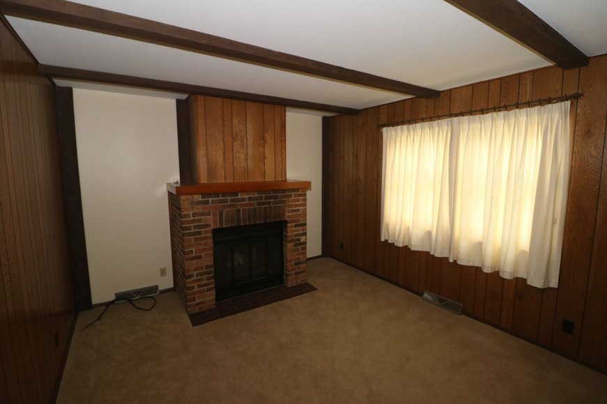 Image for MINIMUM BID AUCTION $59,000 - 3016 Maeterlinck Avenue