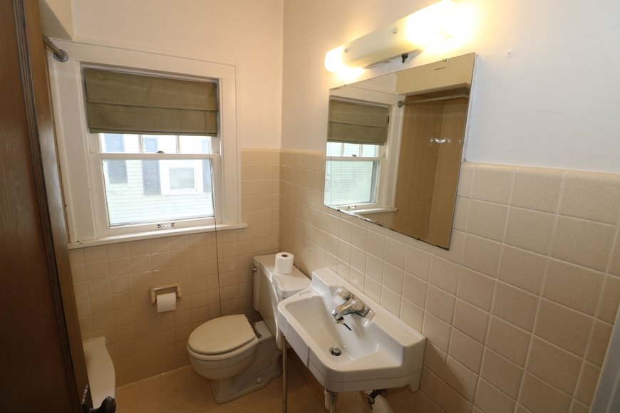 Image for MINIMUM BID AUCTION $50,000 - 221 S Enterprise Street