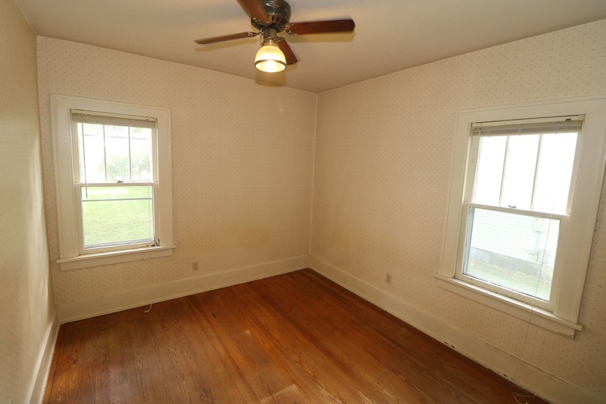 Image for MINIMUM BID AUCTION $50,000 - 221 S Enterprise Street