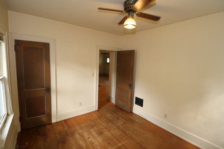 Image for MINIMUM BID AUCTION $50,000 - 221 S Enterprise Street