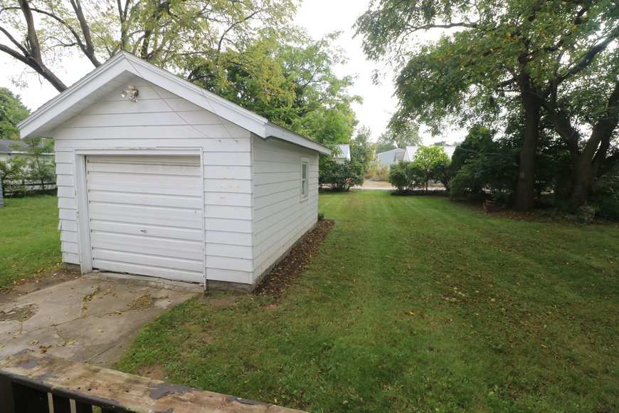 Image for MINIMUM BID AUCTION $50,000 - 221 S Enterprise Street