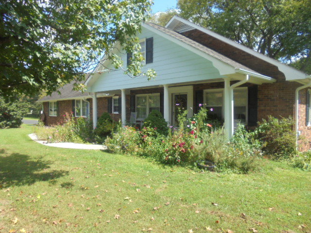 Image for REAL ESTATE & ESTATE PERSONAL PROPERTY AUCTION