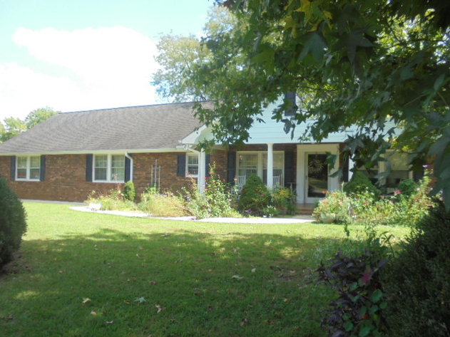 Image for REAL ESTATE & ESTATE PERSONAL PROPERTY AUCTION