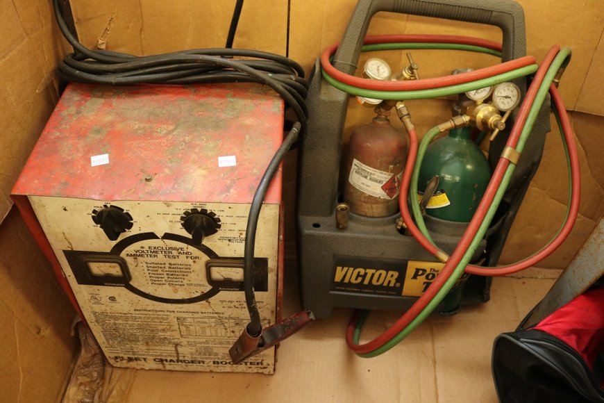 Image for Gallery Auction with Nautical Items and Tools: 9-26-19