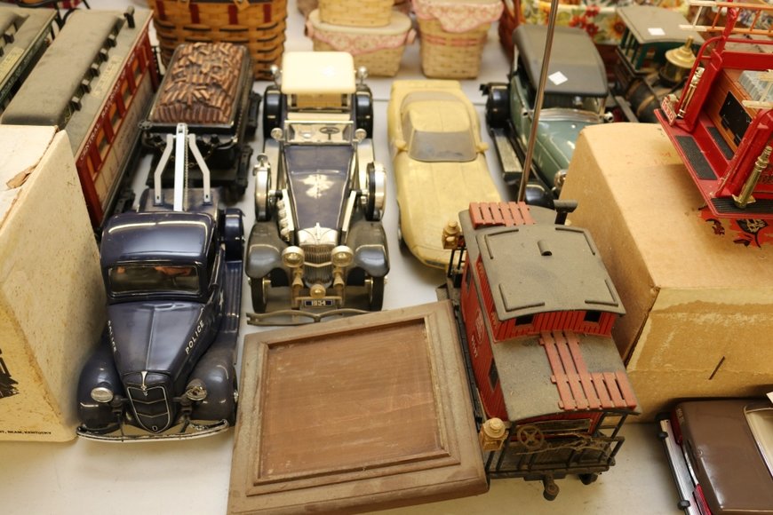 Image for Gallery Auction with Nautical Items and Tools: 9-26-19