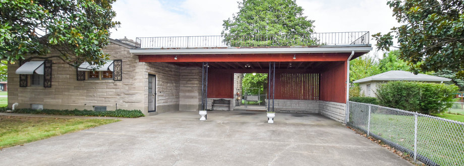 Image for Absolute Real Estate Auction in Louisville