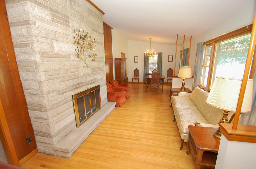 Image for Absolute Real Estate Auction in Louisville