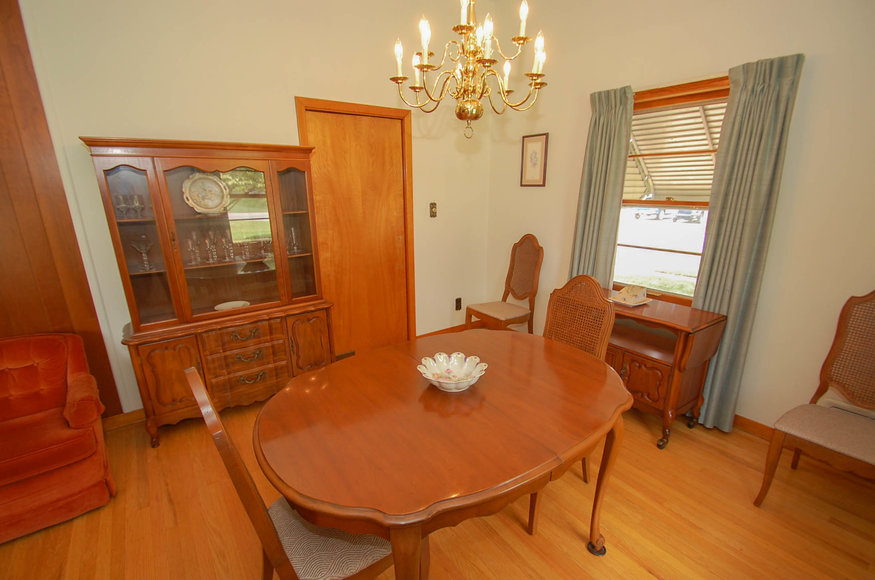 Image for Absolute Real Estate Auction in Louisville