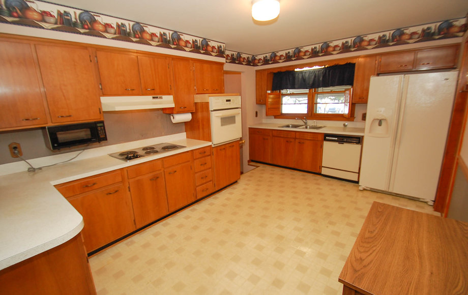 Image for Absolute Real Estate Auction in Louisville