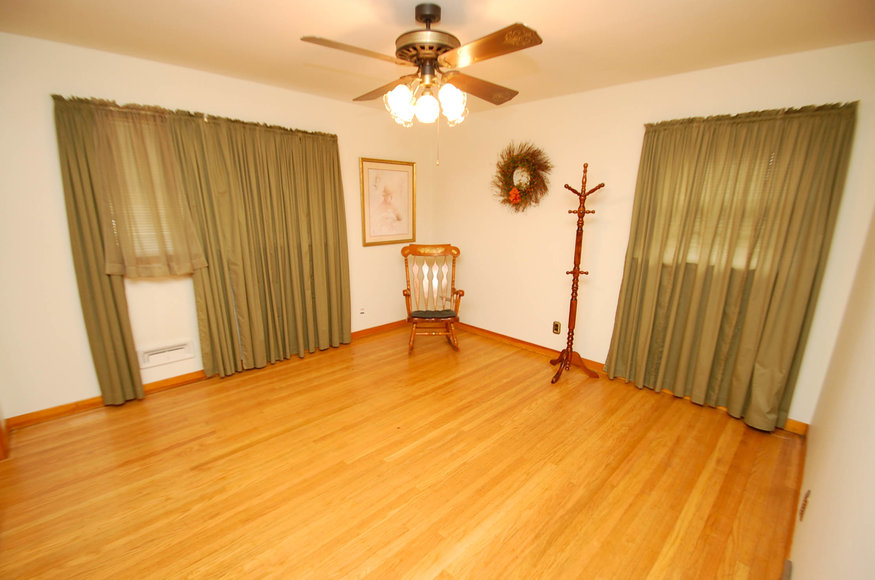 Image for Absolute Real Estate Auction in Louisville