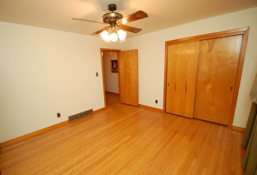 Image for Absolute Real Estate Auction in Louisville