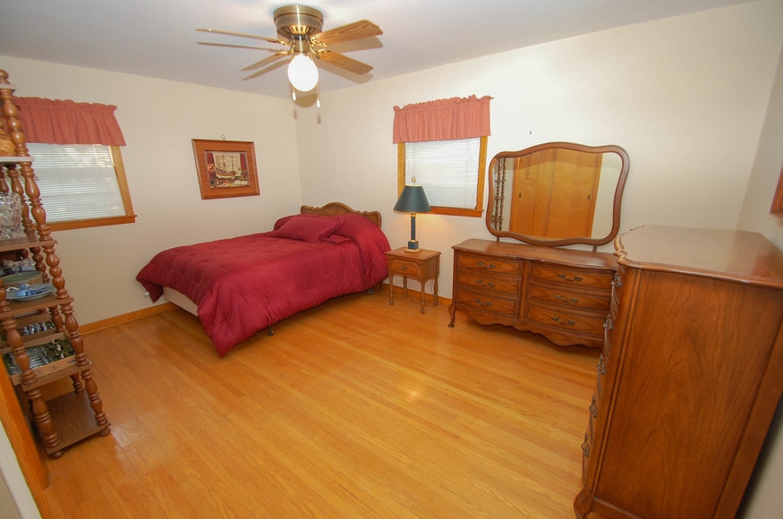 Image for Absolute Real Estate Auction in Louisville
