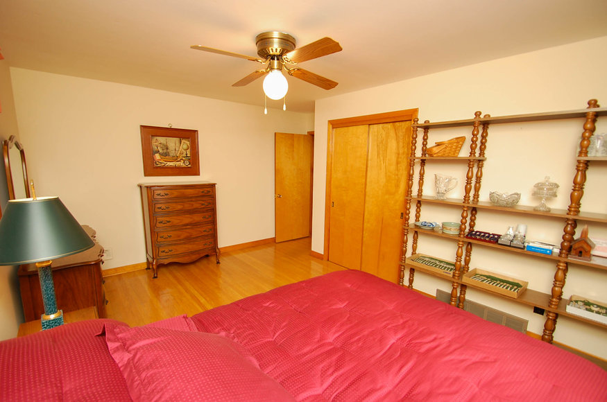 Image for Absolute Real Estate Auction in Louisville