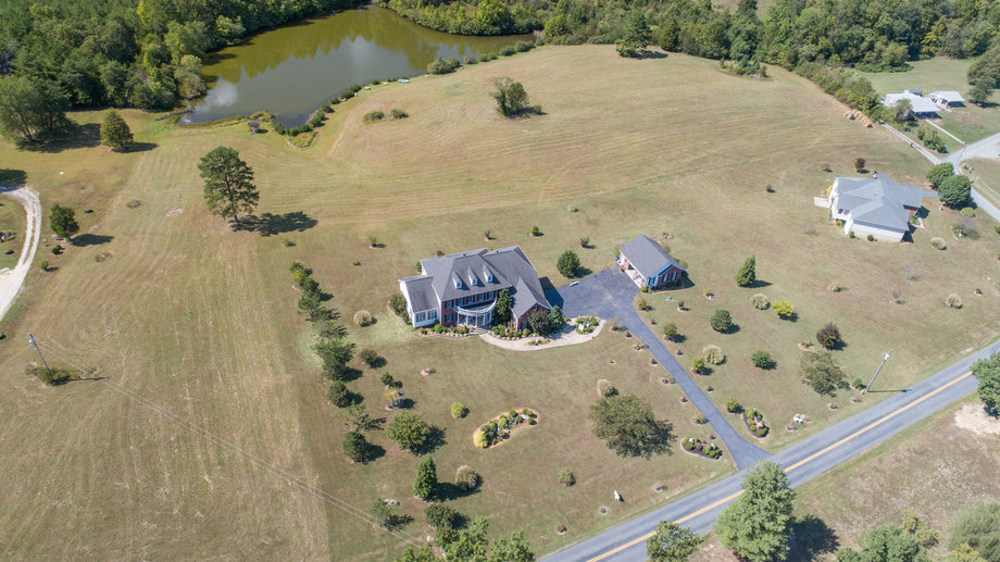 Image for Stately 5 BR/5.5 BA Home on 3.5 +/- Acres in Albemarle County, VA--SELLING to the HIGHEST BIDDER!!