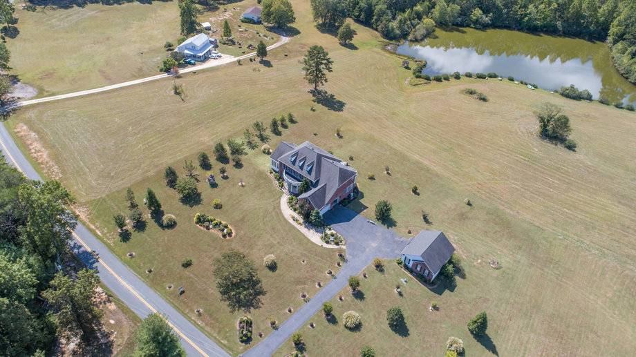 Image for Stately 5 BR/5.5 BA Home on 3.5 +/- Acres in Albemarle County, VA--SELLING to the HIGHEST BIDDER!!