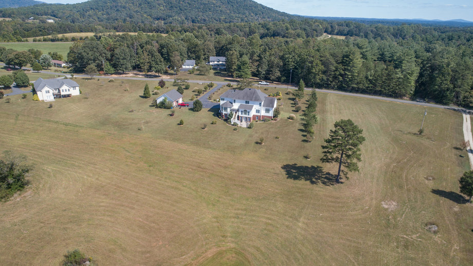 Image for Stately 5 BR/5.5 BA Home on 3.5 +/- Acres in Albemarle County, VA--SELLING to the HIGHEST BIDDER!!