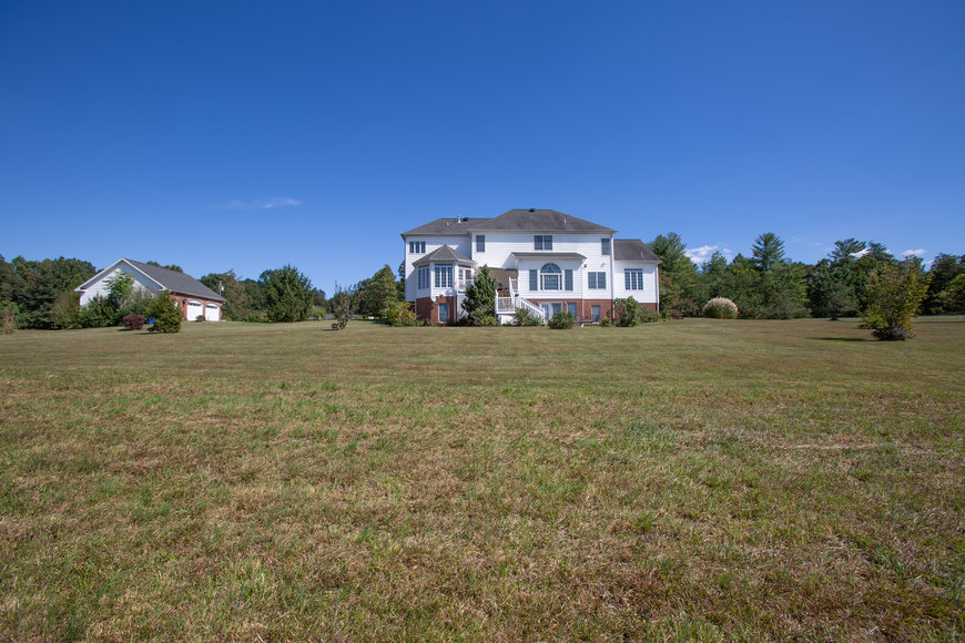 Image for Stately 5 BR/5.5 BA Home on 3.5 +/- Acres in Albemarle County, VA--SELLING to the HIGHEST BIDDER!!