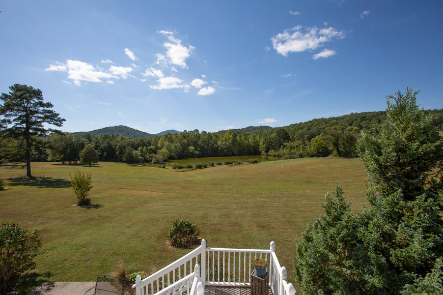 Image for Stately 5 BR/5.5 BA Home on 3.5 +/- Acres in Albemarle County, VA--SELLING to the HIGHEST BIDDER!!
