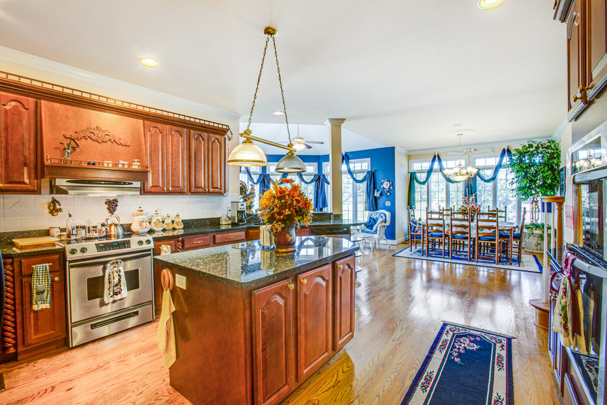 Image for Stately 5 BR/5.5 BA Home on 3.5 +/- Acres in Albemarle County, VA--SELLING to the HIGHEST BIDDER!!