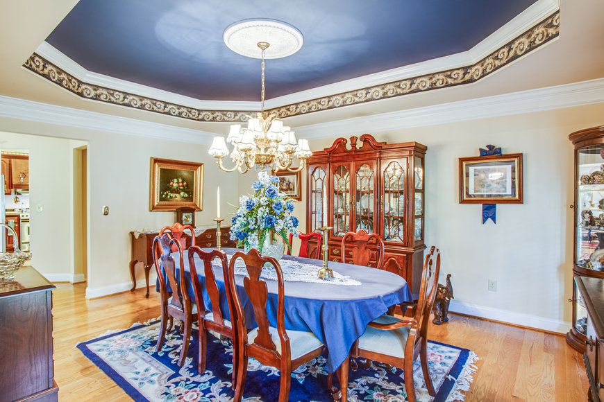 Image for Stately 5 BR/5.5 BA Home on 3.5 +/- Acres in Albemarle County, VA--SELLING to the HIGHEST BIDDER!!