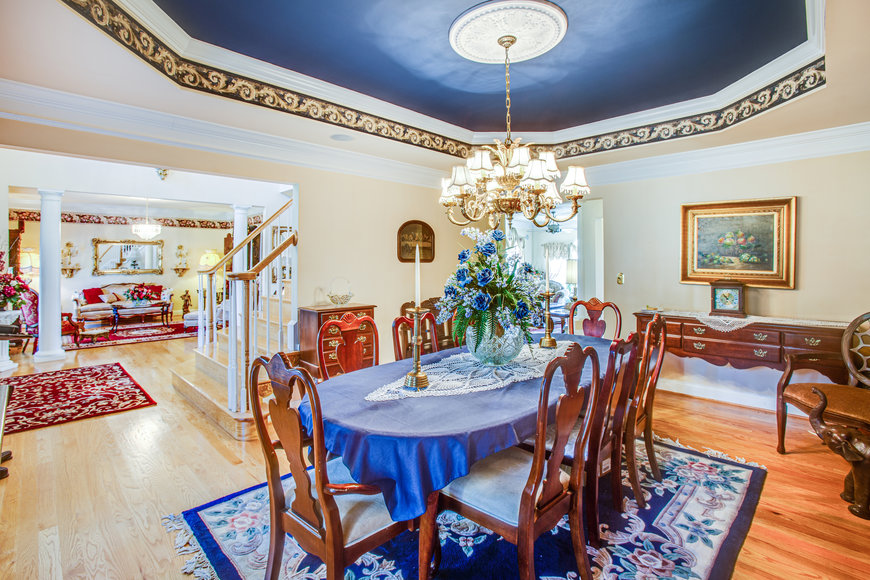 Image for Stately 5 BR/5.5 BA Home on 3.5 +/- Acres in Albemarle County, VA--SELLING to the HIGHEST BIDDER!!