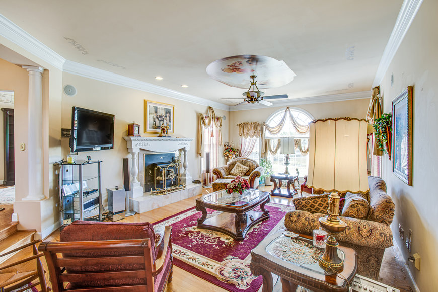 Image for Stately 5 BR/5.5 BA Home on 3.5 +/- Acres in Albemarle County, VA--SELLING to the HIGHEST BIDDER!!