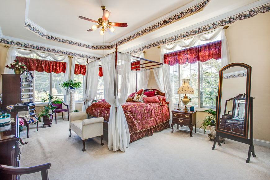 Image for Stately 5 BR/5.5 BA Home on 3.5 +/- Acres in Albemarle County, VA--SELLING to the HIGHEST BIDDER!!