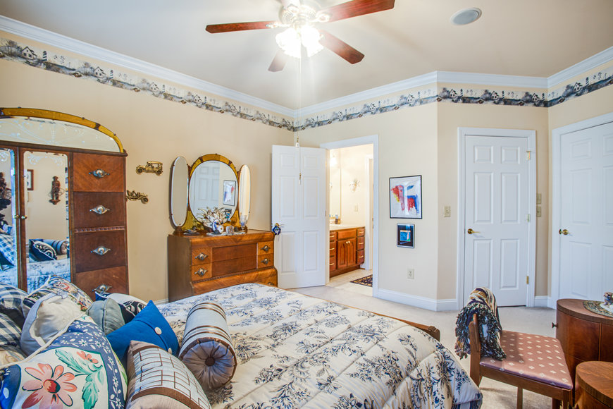 Image for Stately 5 BR/5.5 BA Home on 3.5 +/- Acres in Albemarle County, VA--SELLING to the HIGHEST BIDDER!!