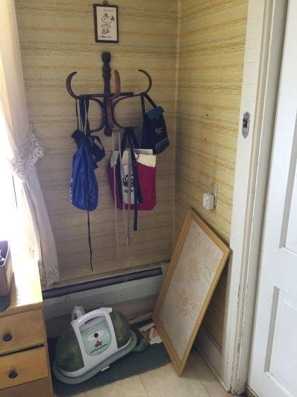 Image for Furniture, Collectibles, Household-Oconto