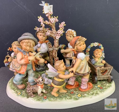 Image for Hummel Figurine Auction