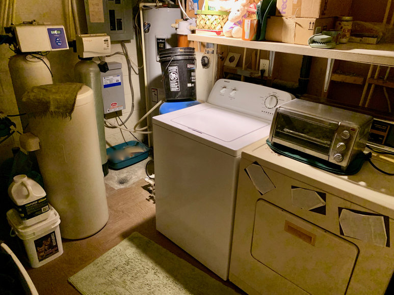 Image for Historic 2 BR/2 BA Log Cabin on 6 +/- Acres in Loudoun County, VA