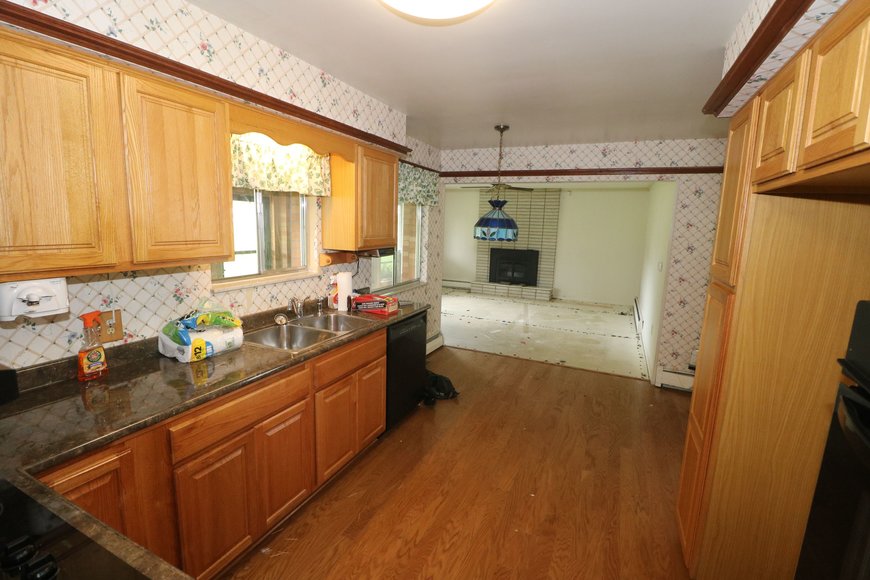 Image for MINIMUM BID AUCTION $70,000 - 1524 Eaton Drive