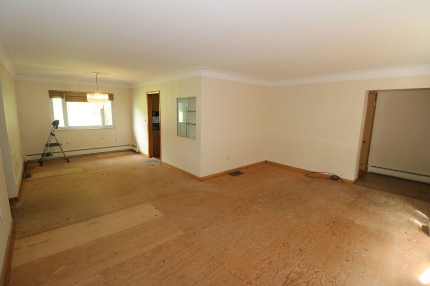 Image for MINIMUM BID AUCTION $70,000 - 1524 Eaton Drive