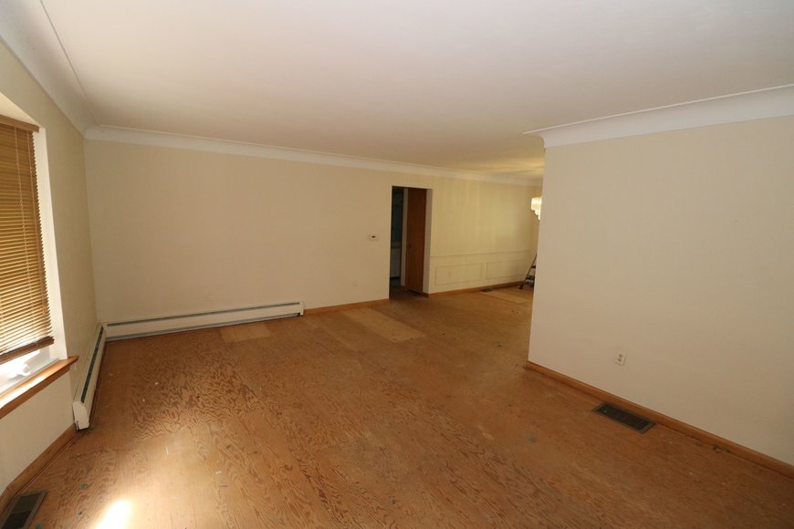Image for MINIMUM BID AUCTION $70,000 - 1524 Eaton Drive