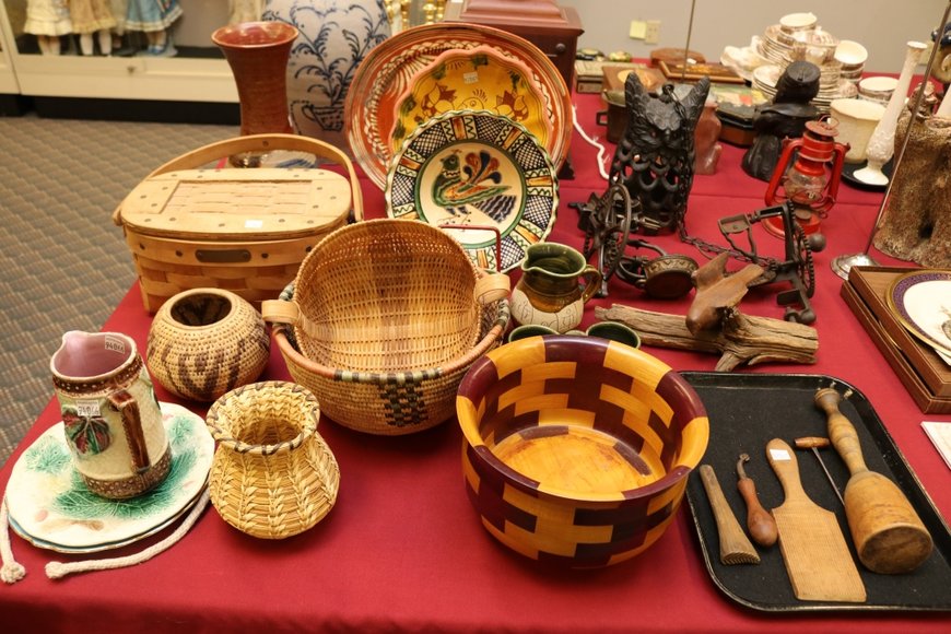 Image for Gallery Auction with Discovery Art: 10-10-19