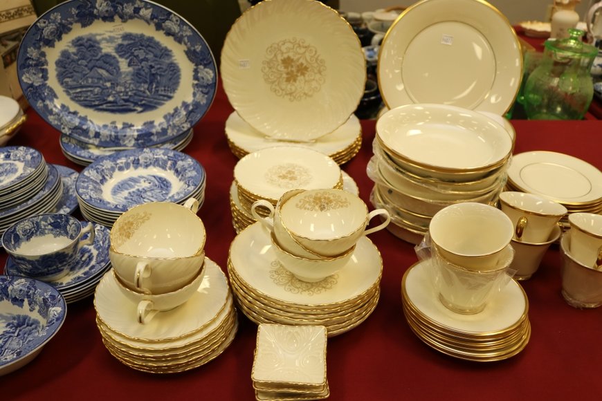 Image for Gallery Auction with Discovery Art: 10-10-19