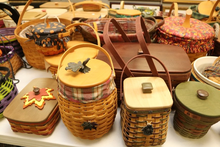 Image for Gallery Auction with Discovery Art: 10-10-19