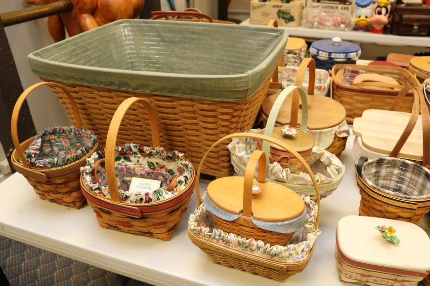 Image for Gallery Auction with Discovery Art: 10-10-19