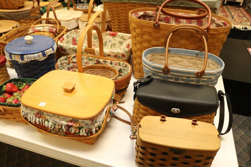 Image for Gallery Auction with Discovery Art: 10-10-19