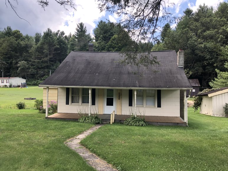 Bankruptcy Auction Residential Properties in West Jefferson, NC