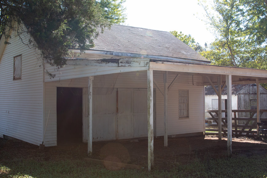 Image for Bob Page Estate ~ 4200 Broadway Rd, Ellendale/Bartlett, TN House & 15±Acres ~ No Reserve Auction