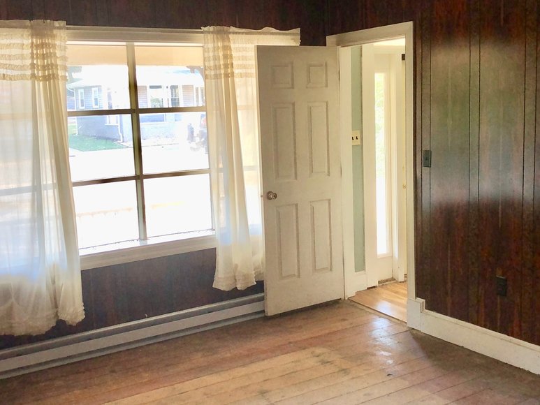 Image for 2 BR/1.5 BA Home on .39 +/- Acre Lot in the Town of Luray, VA--SELLS to the HIGHEST BIDDER via ONLINE ONLY BIDDING!!