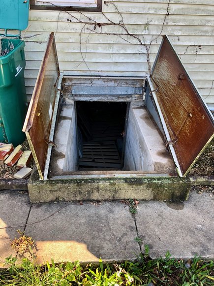 Image for 2 BR/1.5 BA Home on .39 +/- Acre Lot in the Town of Luray, VA--SELLS to the HIGHEST BIDDER via ONLINE ONLY BIDDING!!