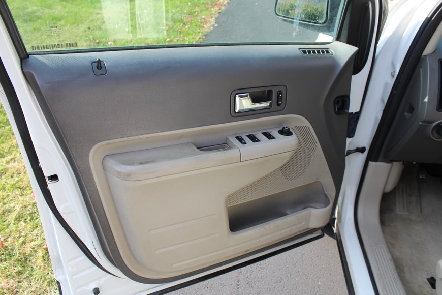 Image for Gallery Auction with Vehicles: 10-24-19